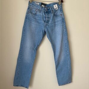Levi's Premium Women’s 501 Taper Button Fly Jeans Sz 27x28 Light Wash